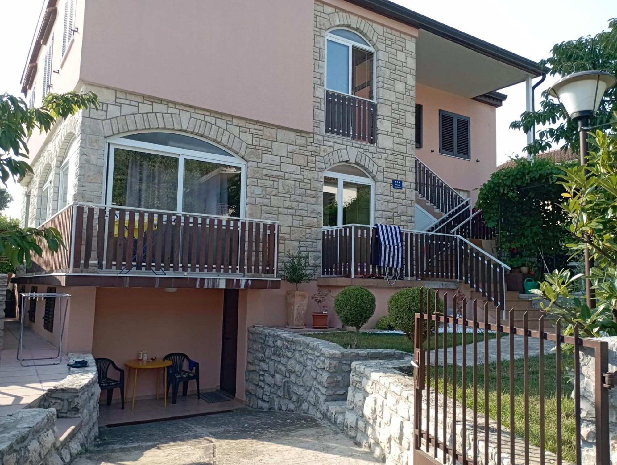 Apartman Sole Apartment Karigador Luaran gambar